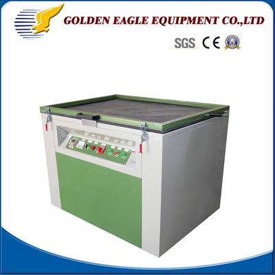 Máquina de exposición Golden Eagle B2 para el grabado químico Uniforme 85% de luz química
